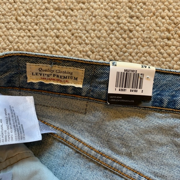 levis high rise 501 short - Picture 9 of 12